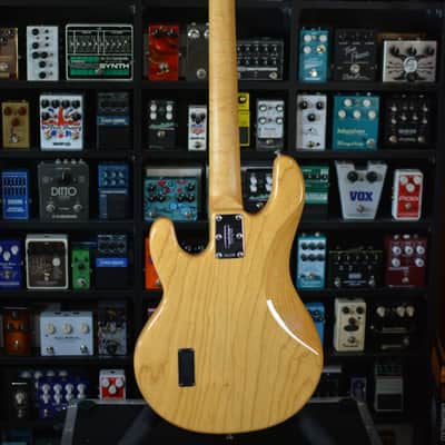 Ernie Ball Music Man StingRay 4 H with Rosewood Fretboard 1991 - 1998 - Natural image 12