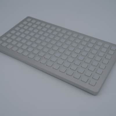 Monome 128 Grid image 1