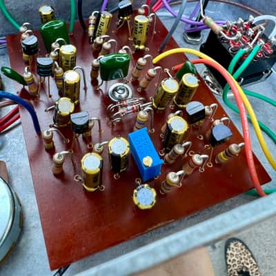 The Cobra Cat Super-Fuzz Guitar Pedal in Silver Hammerite - Univox Clone image 13