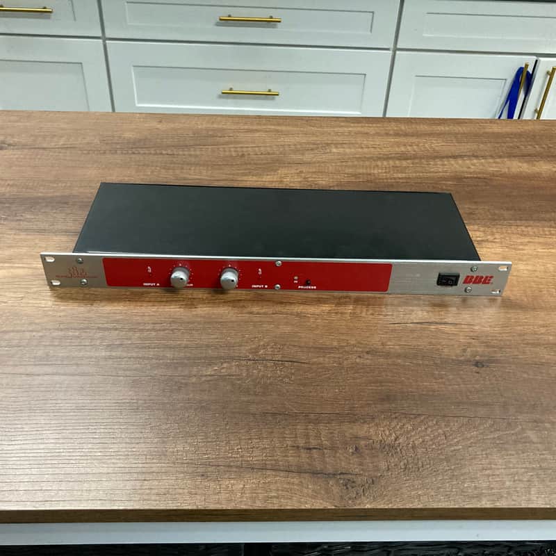 BBE 382i Sonic Maximizer 2010s - Red image 1