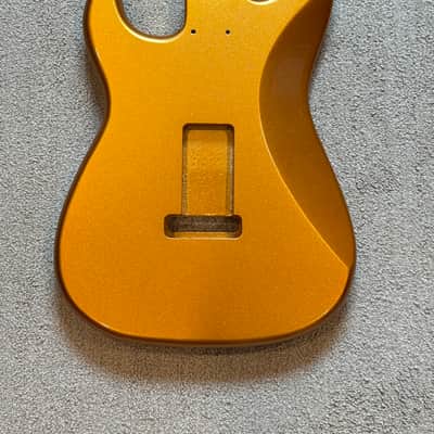Guitar Anatomy Metallic Gold Stratocaster Replacement Body 2026 - Metallic Gold image 2
