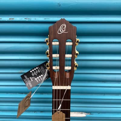 ORTEGA Student Series Pro DeLuxe 4/4 Classical Guitar - Solid Spruce / Catalpa Bourbon Fade image 4