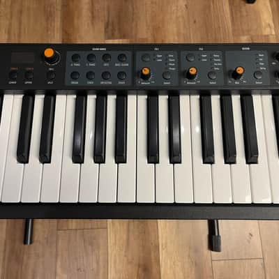 Studiologic Numa Compact 2 w/ bag image 3