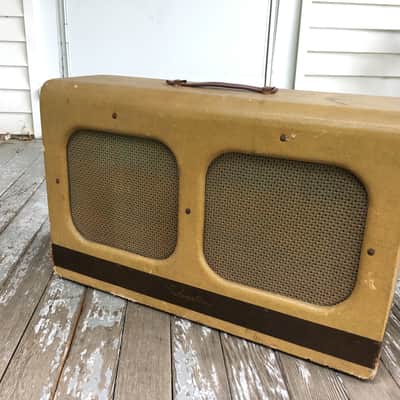 Silvertone Model 1346 Twin Twelve 50-Watt 2x12 Guitar Combo