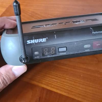 Shure 🎤 Shure PGX4 Wireless Microphone Receiver | UHF | R1 800–820 MHz | Sync image 3