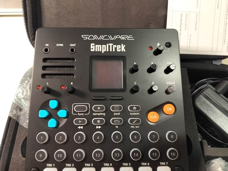 Sonicware SmplTrek Portable Production Sampler 2022 - Present - Black image 1
