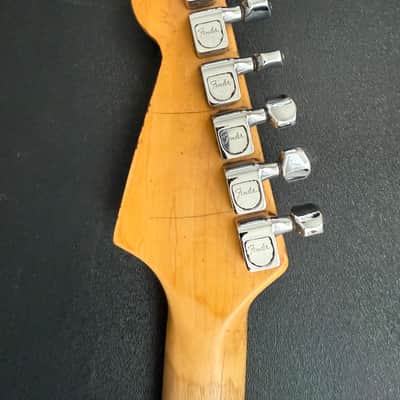 Fender The Strat with Maple Fretboard 1981 - Lake Placid Blue image 13