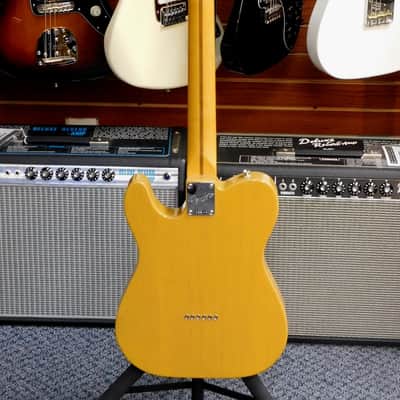 2025 Fender American Professional Classic Hotshot Telecaster Electric Guitar w/Gig Bag! Butterscotch Blonde! VERY NICE!!! image 4
