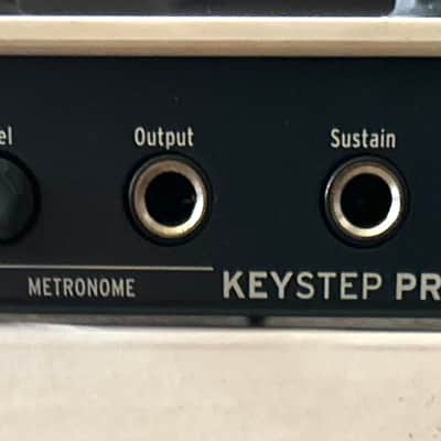 Arturia KeyStep Pro 37-Key MIDI Controller 2020 - Present - White image 2
