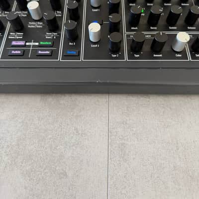 Waldorf Iridium Desktop Synthesizer 2020 - Present - Black image 10