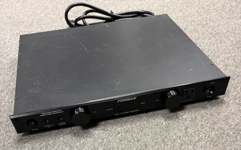 Furman Elite 15 Power Conditioner image 1