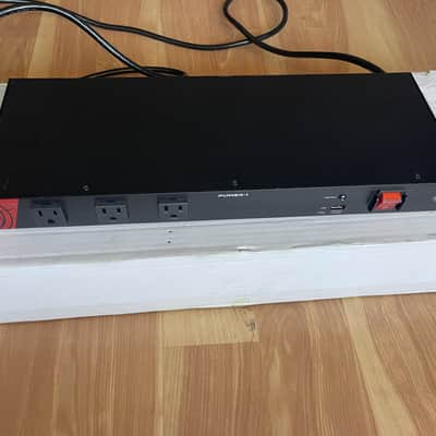 Radial Power-1 1U Rack Power Distribution Unit PDU image 1