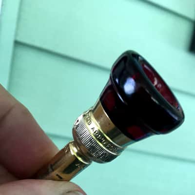 FIRST RUN 1925 PAT APP. FOR  C. G. CONN AI-412 (Ernest Pechin design) VINTAGE GOLD PLATED CORNET VISABLE EMBOUCHURE (removable translucent cherry-red Bakelite cup ) DECORATIVE MOUTHPIECE SCREW-OFF RIM VERY GOOD SHAPE image 13