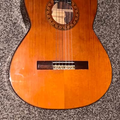 Vintage 1970 Hernandis Grade No. 1A classical guitar with Hardshell case image 12