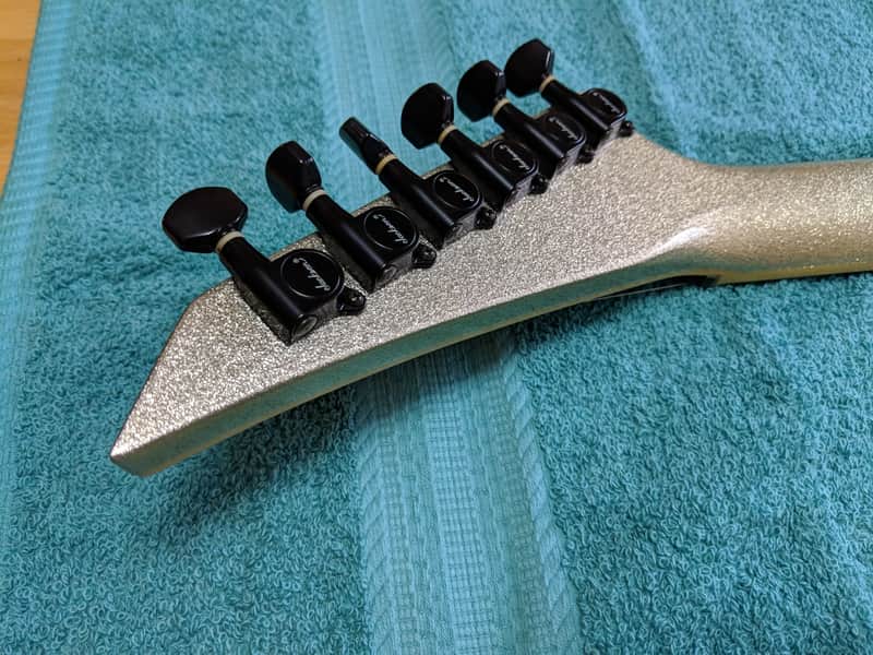 Jackson Dave Mustaine King V Pro Kahler Bill Lawrence Low Serial