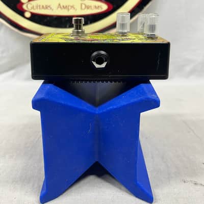 Catalinbread Limited Edition Gallery Series Naga Viper Treble Booster Pedal with Box image 4