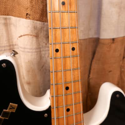Fender Precision Bass 1952 - White - Refin image 5