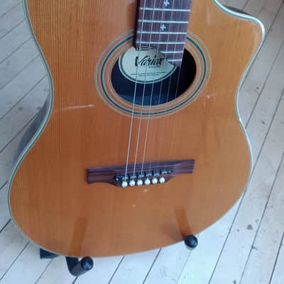Line 6 Variax Acoustic 700 Natural image 2