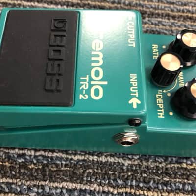 Boss TR-2 Tremolo (Silver Label) 1997 - Present - Green image 2