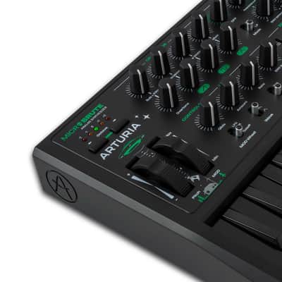 Arturia Microbrute UFO image 1