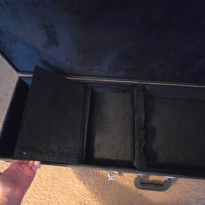 Hard Shell Black Tolex Guitar Case Unbranded image 4
