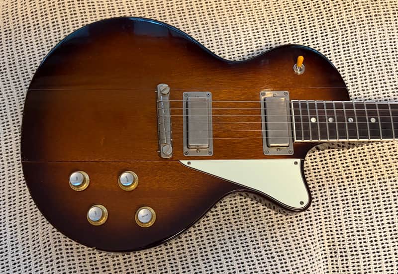 2025 Ivison Dakota Standard - Mahogany - Lightly Aged Tobacco Sunburst - Exc Condition