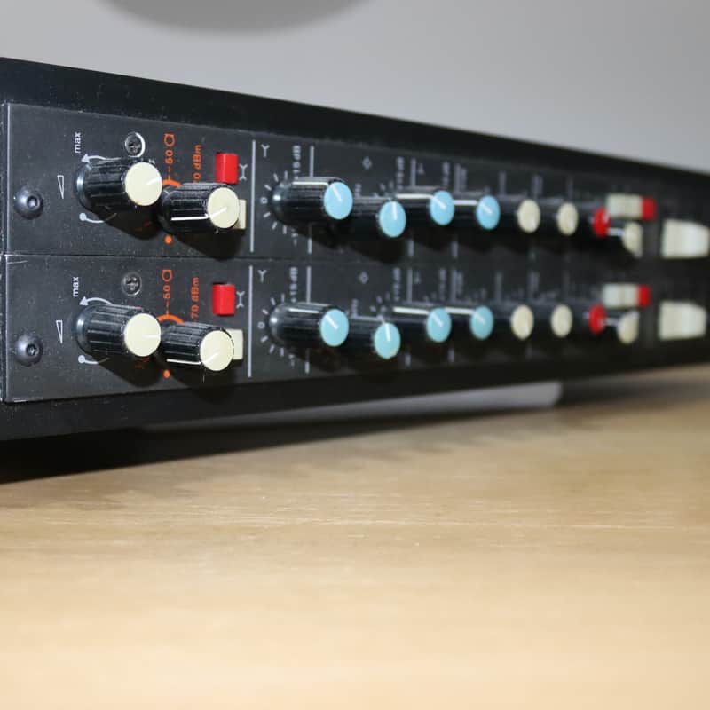 1980 Tesla Tesla EJU 124 Mic-Preamp and EQ Black
