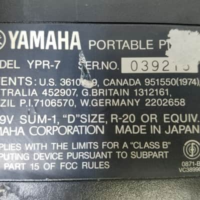 Yamaha YPR-7 61-Note Portable Piano Keyboard image 12