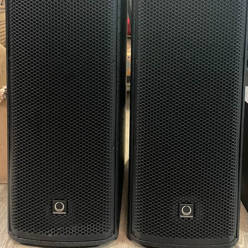 2010s Turbosound iP1000 iNSPIRE Powered Column Loudspeaker wit…