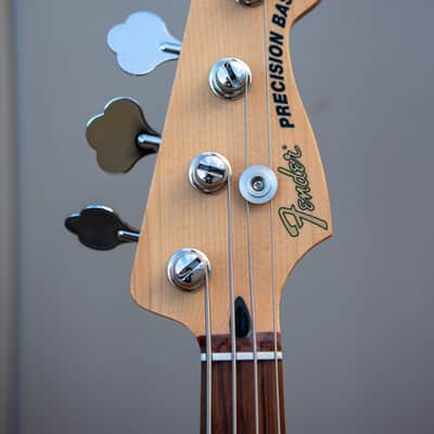 Fender Player Plus Active Precision Bass - Olympic Pearl - Pau Ferro Fingerboard w/ Gig Bag image 4