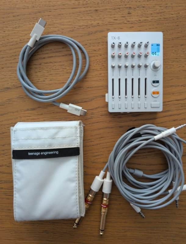 Teenage Engineering TX-6 2022 - Silver image 1