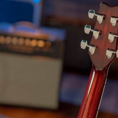 Washburn - American Hawk '78 Resissue Sunburst Wing Series Hawk Double Cutaway Electric Guitar! HAWK1-VSB image 6