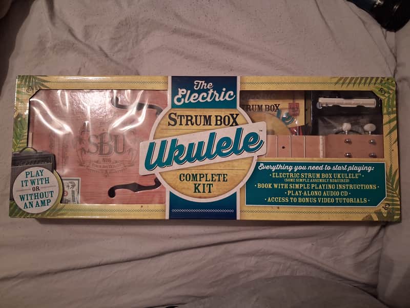 Hal Leonard Electric Strum Box Ukulele Kit 2000s - Never opened! image 1