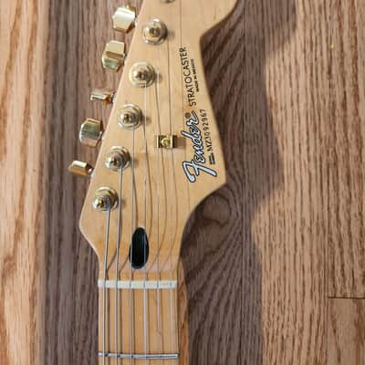 Immagine Fender Deluxe Player Strat 2003 Insanely Upgraded - 4