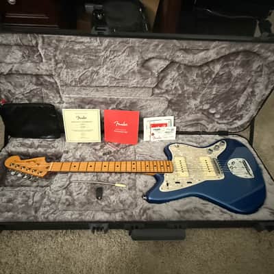 Fender American Ultra Jazzmaster with Maple Fretboard 2023 - Cobra Blue image 9