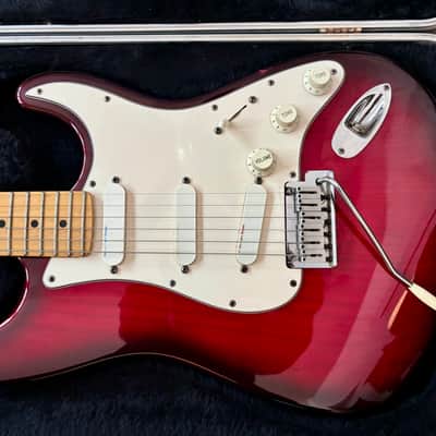 Fender Stratocaster Deluxe Plus 1989- Crimson Frost image 22