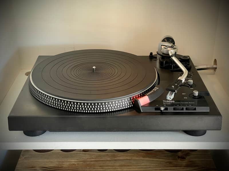 Technics SL-1900 Vintage Turntable - Excellent | Reverb Technics SL-1900 Vintage Turntable - Excellent | Reverb