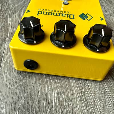 Diamond Compressor 2010s - Yellow image 2