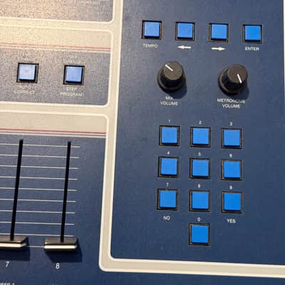 E-MU Systems SP-12 8-Voice Drum Sampler 1985 - 1987 - Blue image 7