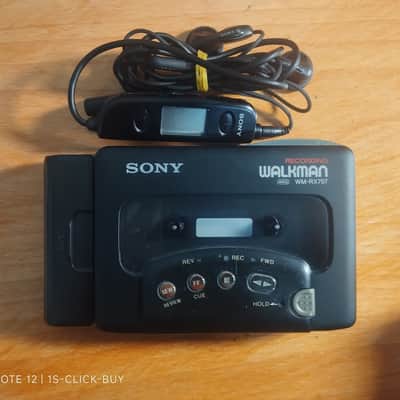 Sony WM RX 707 Black 1993 - Sony Walkman Cassette player WM RX 707 black working image 1