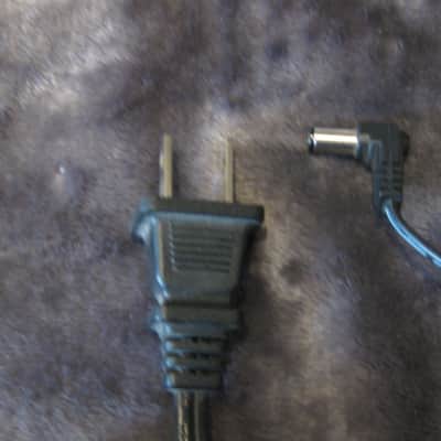 Line 6 Micro Amplifier AC & Battery power!! (II) image 4
