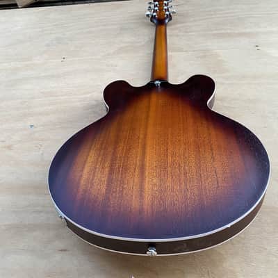 EART E-335 6 String Semi-Hollow-Body Electric Guitar, Stainless Steel Frets, Sunburst, Full,Playing Jazz image 5