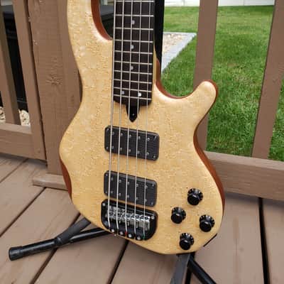 Wal Mk3 5 String 2016 Birdseye Maple image 4