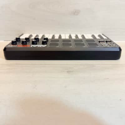 Akai MPK Mini 25-Key USB MIDI Keyboard Controller image 6