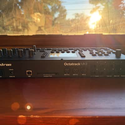 Elektron Octatrack MkII Anniversary Edition Dynamic 8-Track Performance Sampler 2020 - Black image 5