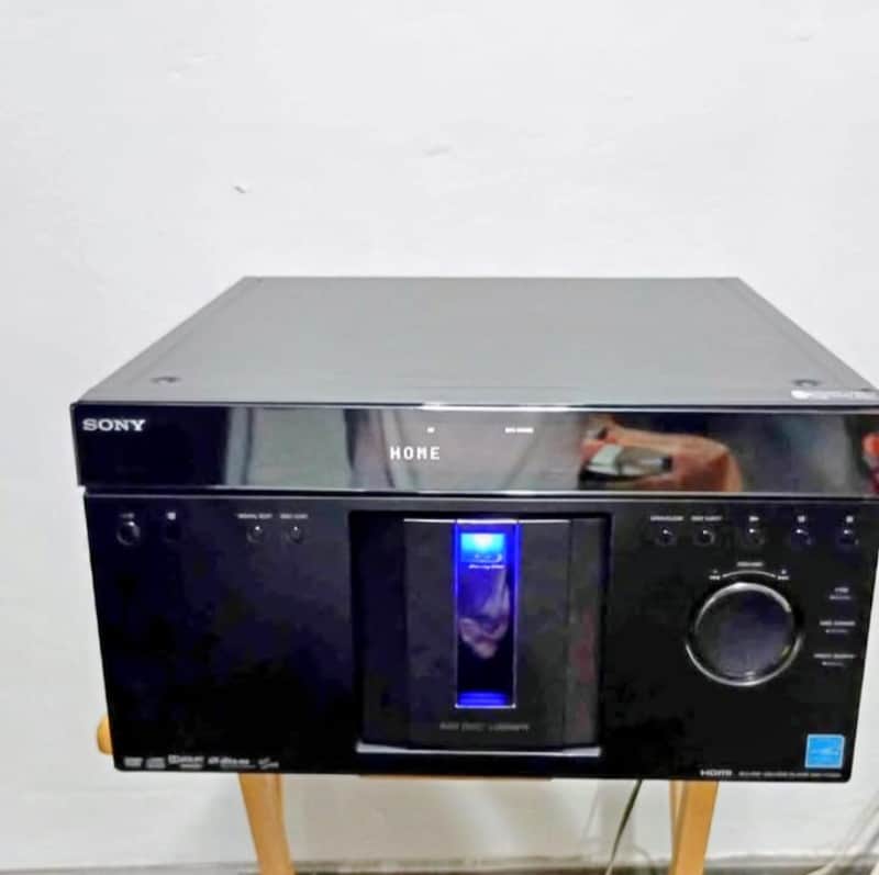 Sony BDP-CX960 Carousel - Plays 400 Blu-ray ,DVD's or CD's image 1