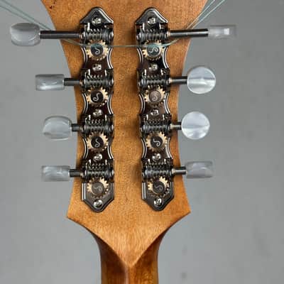 Tonedevil OFM Octave Mandolin 2026 - Tobacco Honey Amber Satin image 10