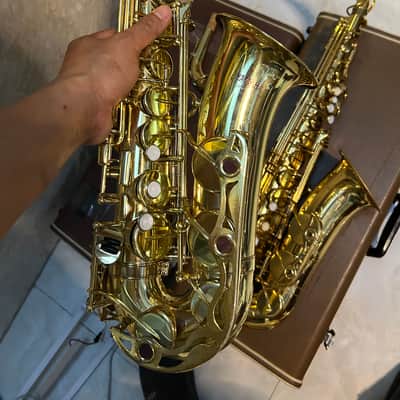 Yamaha Yas 32 and Yas 34. Lots of two saxes 1980s - Lacquered image 9