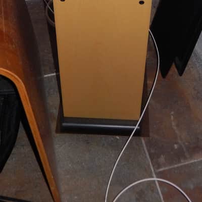Castle Richmond 7i Floor Standing Speakers - Solid Oak image 5
