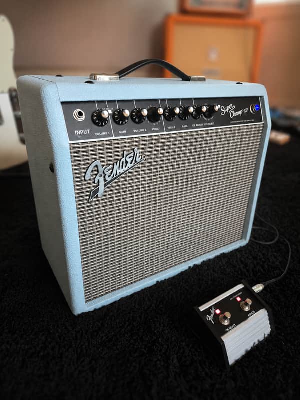 Fender Limited Edition: Super Champ X2 Tube Combo Surf Blue Mid-2010's - Rare Surf Blue Tolex Covering image 1